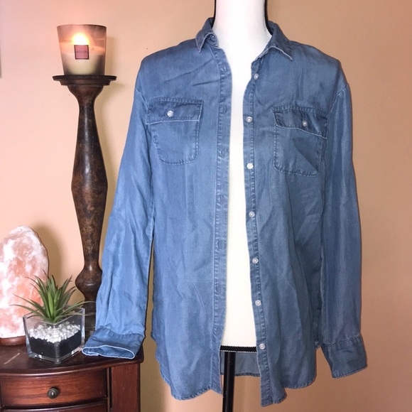 Denim button down top - Picture 1 of 3